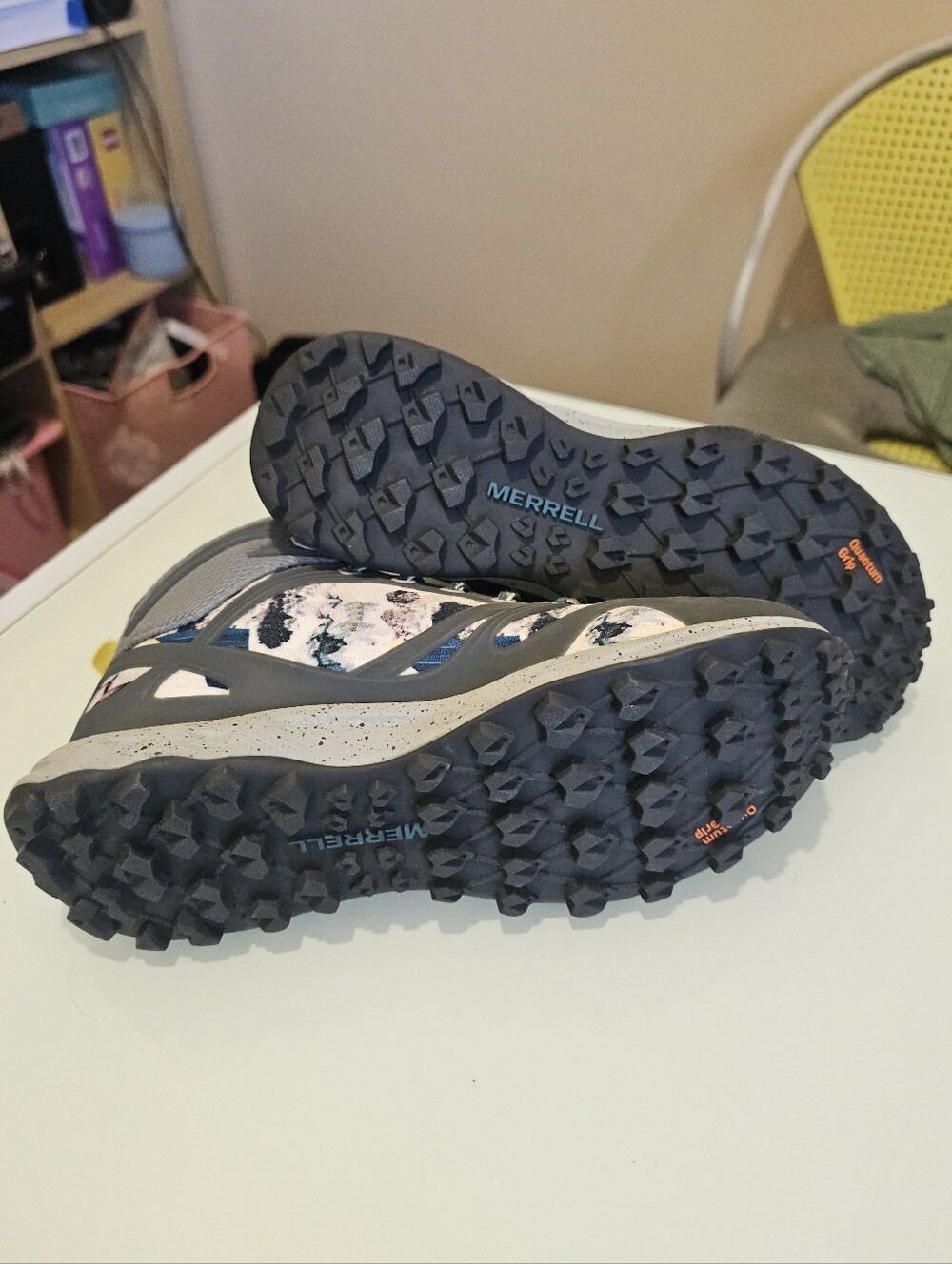 NWOT Merrell Women's Altalight Mid Waterproof hiking boots, Womens 6.5 - Picture 5 of 7